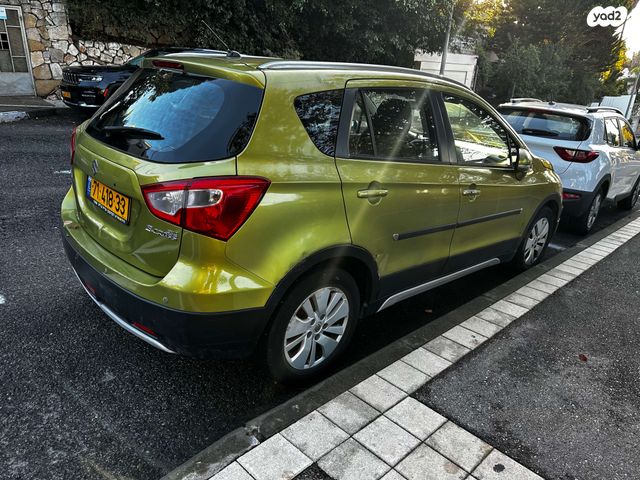 סוזוקי קרוסאובר