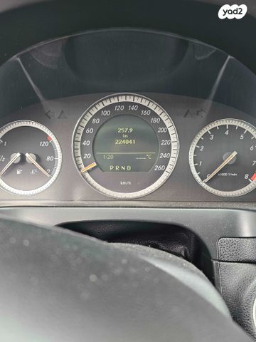 מודעת רכב מרצדס-בנץ C-class