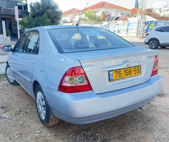 טויוטה קורולה