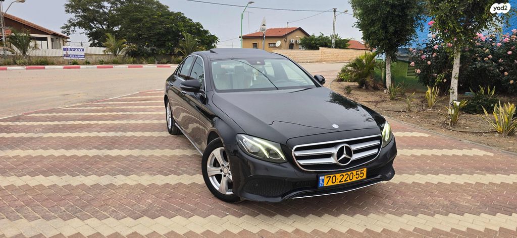 מודעת רכב מרצדס-בנץ E-class