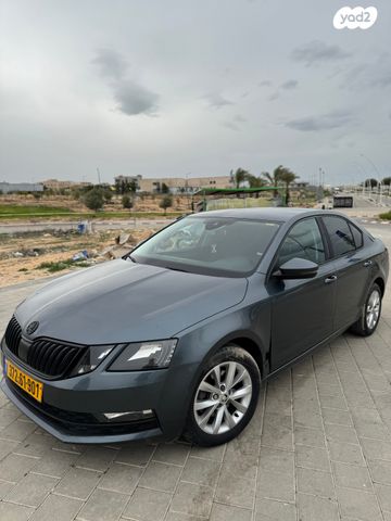 סקודה אוקטביה