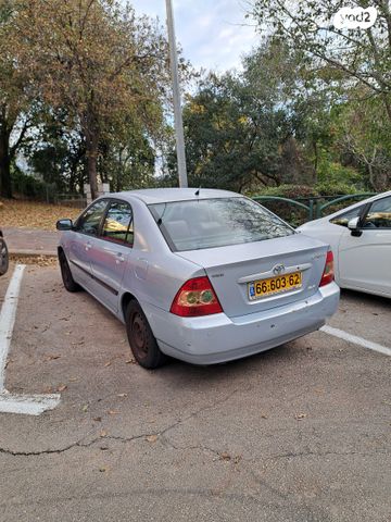 טויוטה קורולה