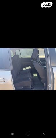 מודעת רכב מאזדה 5