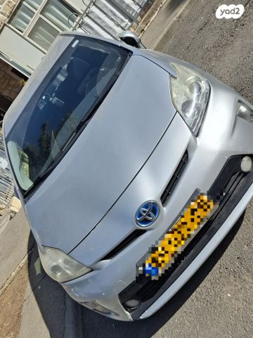 מודעת רכב טויוטה פריוס