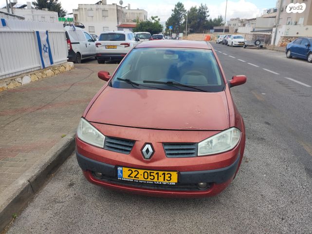 רנו מגאן