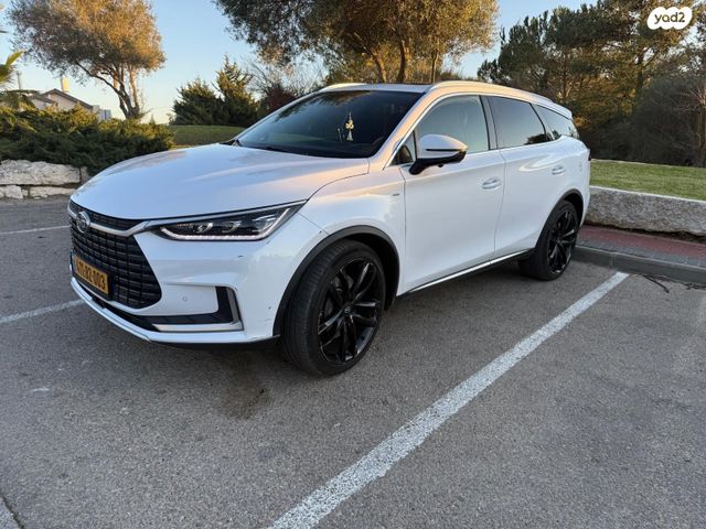 בי.ווי.די טאנג