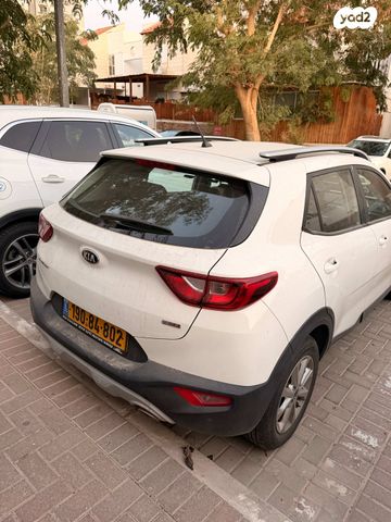 מודעת רכב קיה סטוניק