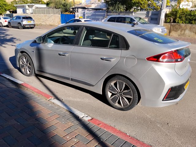 מודעת רכב יונדאי איוניק