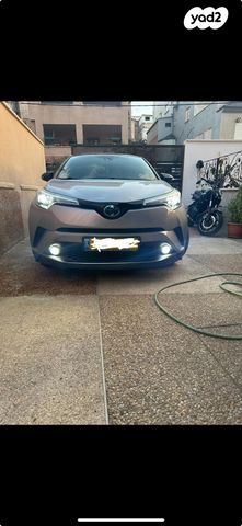 טויוטה C-HR
