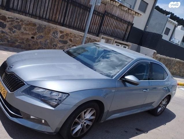 מודעת רכב סקודה סופרב