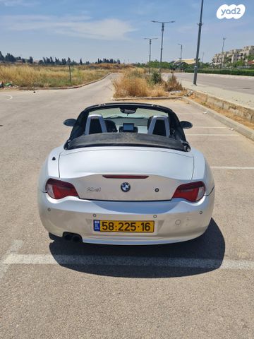 ב מ וו Z4