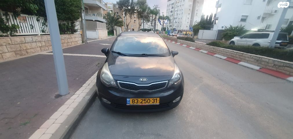 מודעת רכב קיה ריו