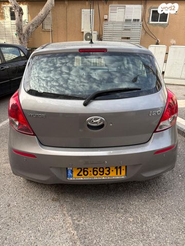 מודעת רכב יונדאי i20