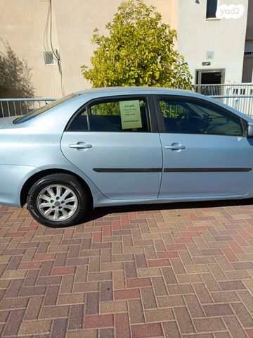 טויוטה קורולה