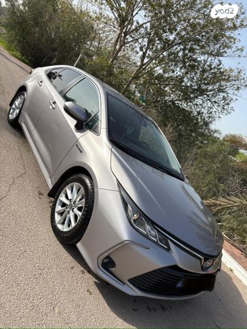 טויוטה קורולה