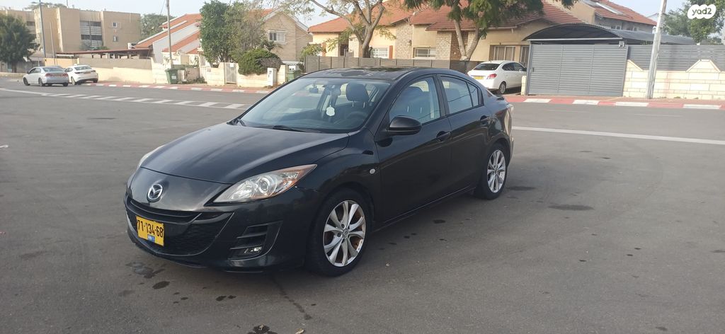 מאזדה 3