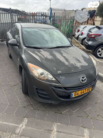 מאזדה 3