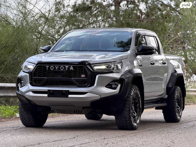 טויוטה היילקס