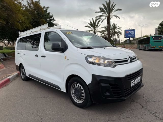 מודעת רכב סיטרואן ג'אמפי