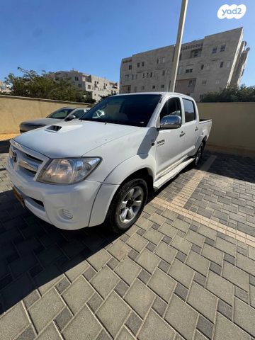 מודעת רכב טויוטה היילקס ויגו