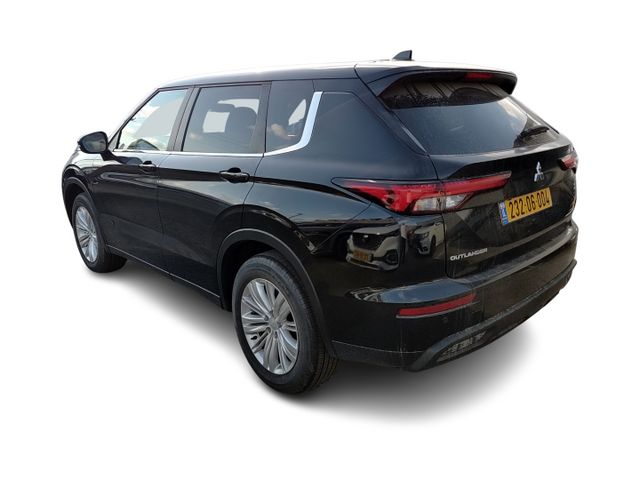 מיצובישי אאוטלנדר