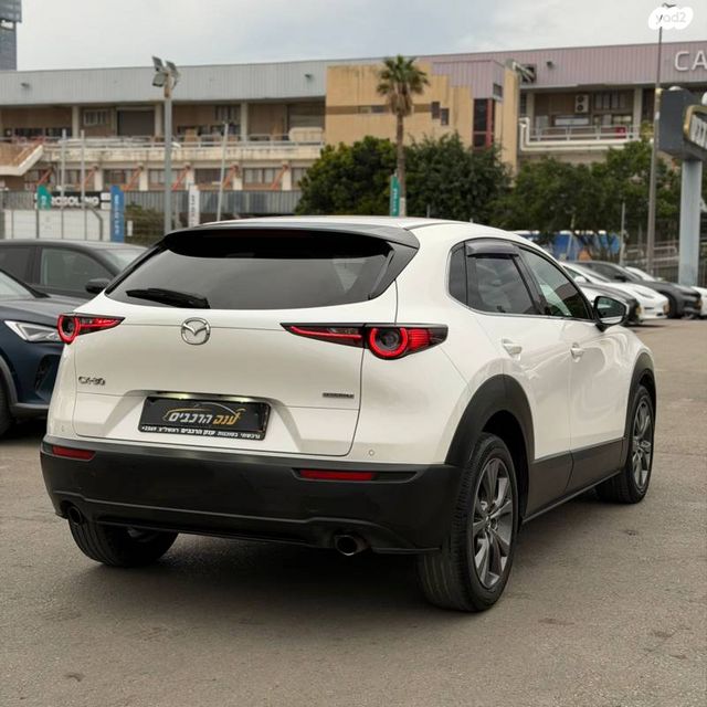 מאזדה CX-30