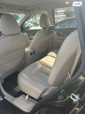 ניסאן אקס טרייל