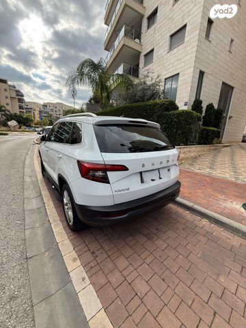 מודעת רכב סקודה קארוק