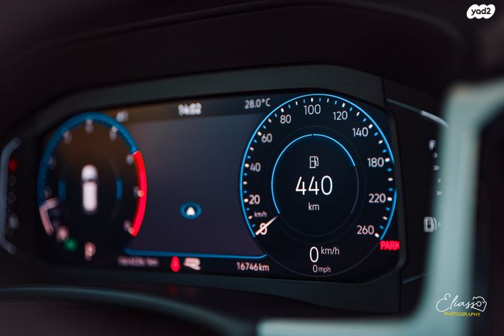 מודעת רכב פולקסווגן אטלס