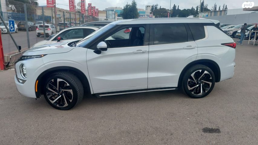 מיצובישי אאוטלנדר