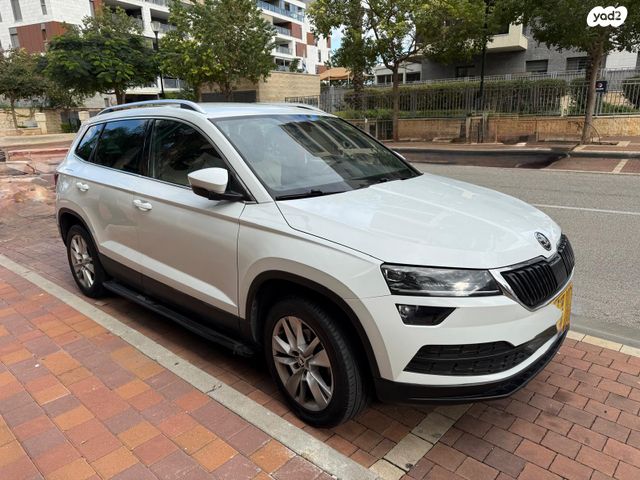 סקודה קארוק