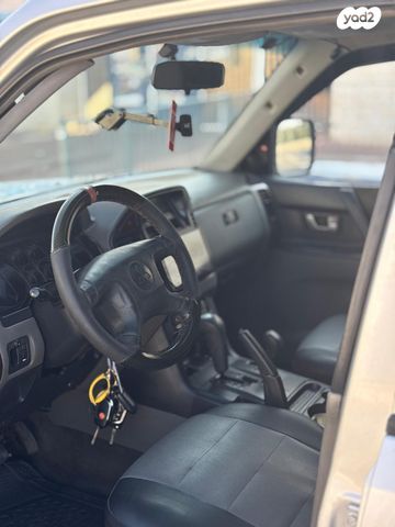 מיצובישי פג'רו