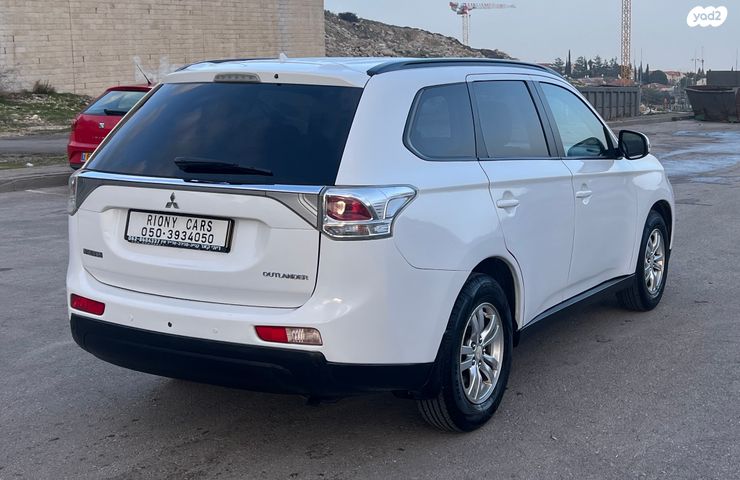 מיצובישי אאוטלנדר