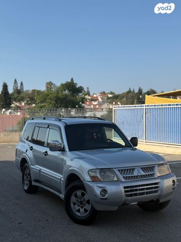 מיצובישי פג'רו