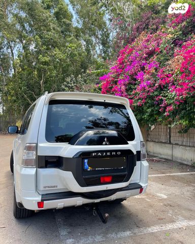 מיצובישי פג'רו