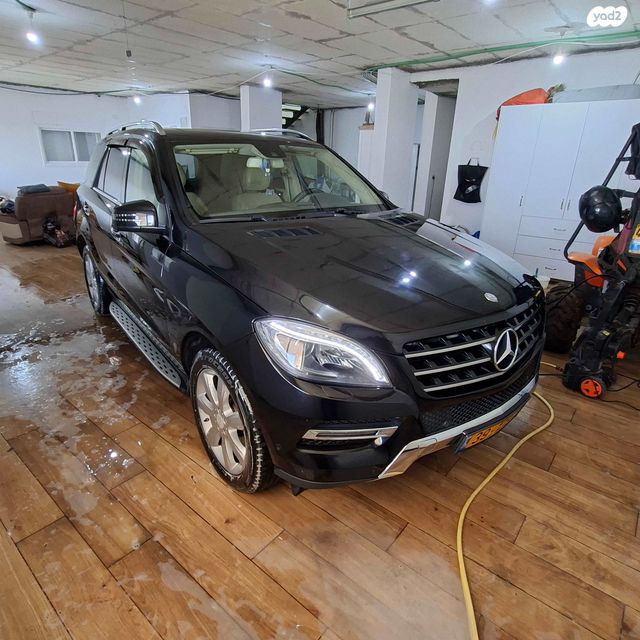 מודעת רכב מרצדס-בנץ ML