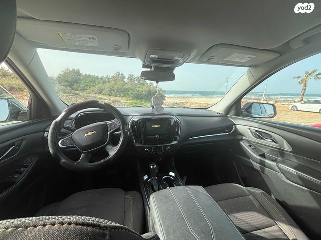 שברולט טראוורס