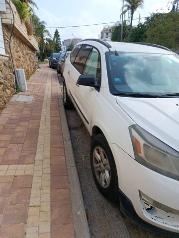 שברולט טראוורס