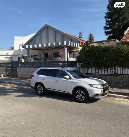 מודעת רכב מיצובישי אאוטלנדר