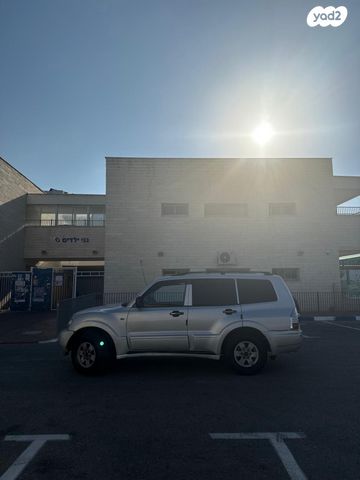 מיצובישי פג'רו