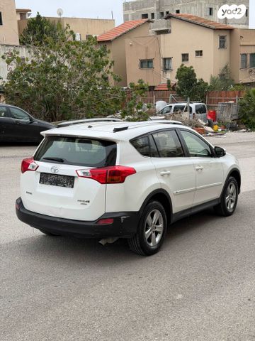 טויוטה RAV4