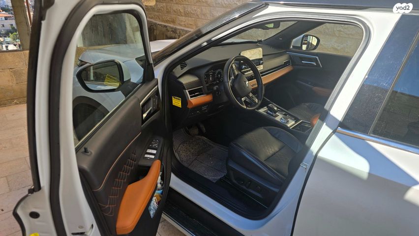 מיצובישי אאוטלנדר