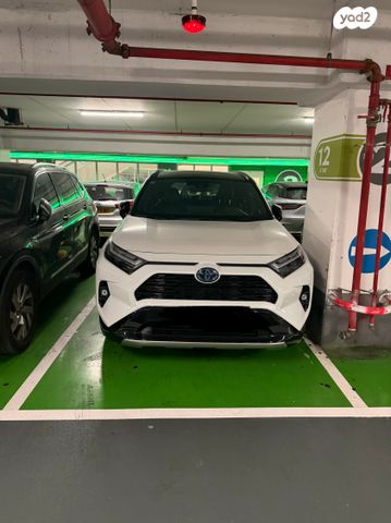 טויוטה RAV4