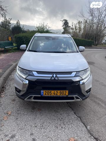 מיצובישי אאוטלנדר