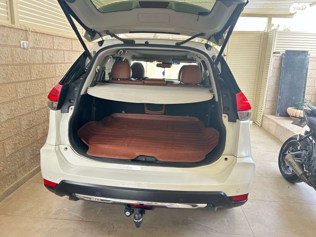 ניסאן אקס טרייל