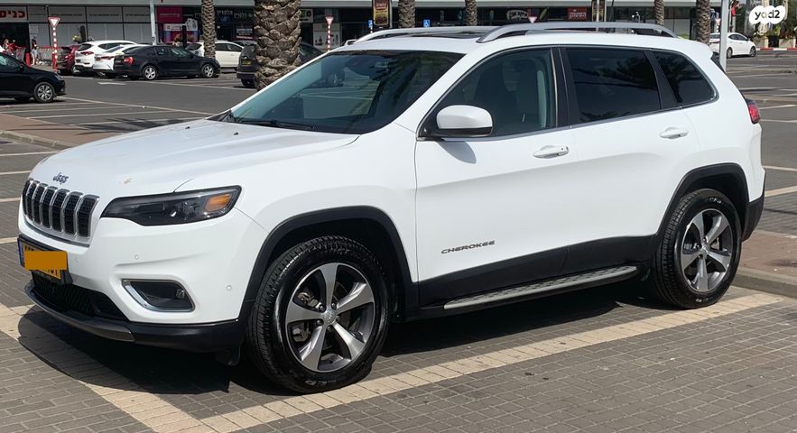 מודעת רכב ג'יפ צ'ירוקי