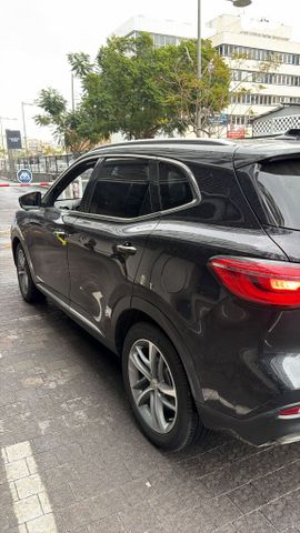 אם ג'י EHS PHEV