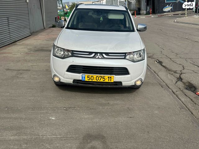 מודעת רכב מיצובישי אאוטלנדר