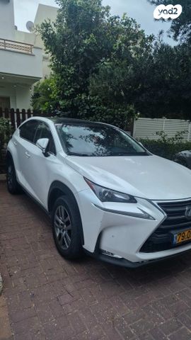 מודעת רכב לקסוס NX