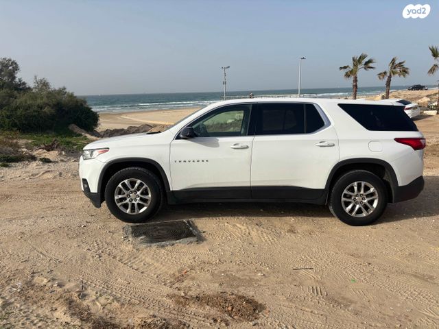 שברולט טראוורס